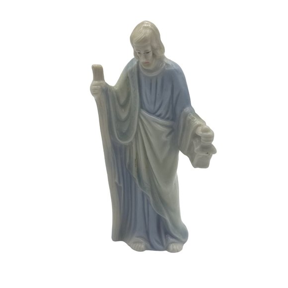 3.5 inch Nativity Pieces Pastel Blue and Green Joseph and 2 Wise Men Replacement - Picture 6 of 6